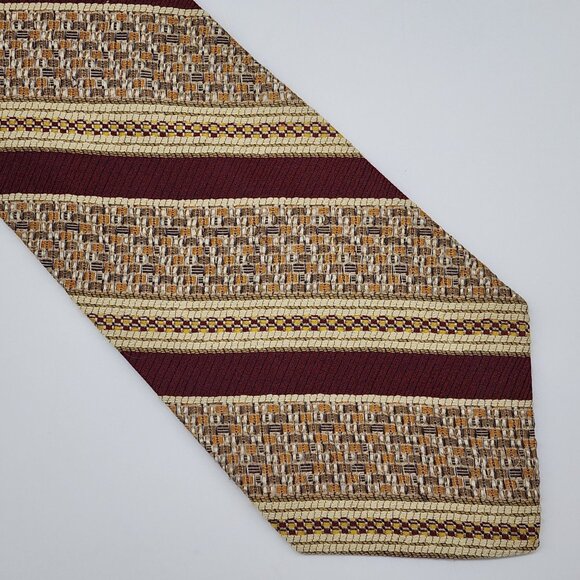 Fairfax for J Riggins Necktie Stripe Geometric Rust Beige  4" W 56.5" L Silk VTG - Picture 2 of 6